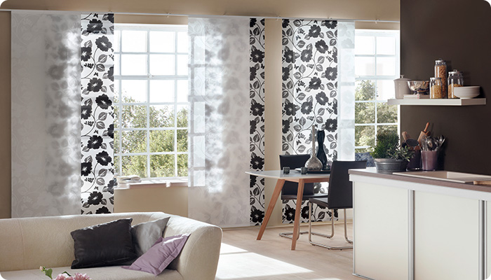 Flächenvorhang in Lila