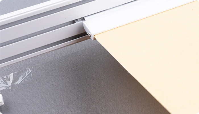 Moderne Schienen für ihren Fensterbehang