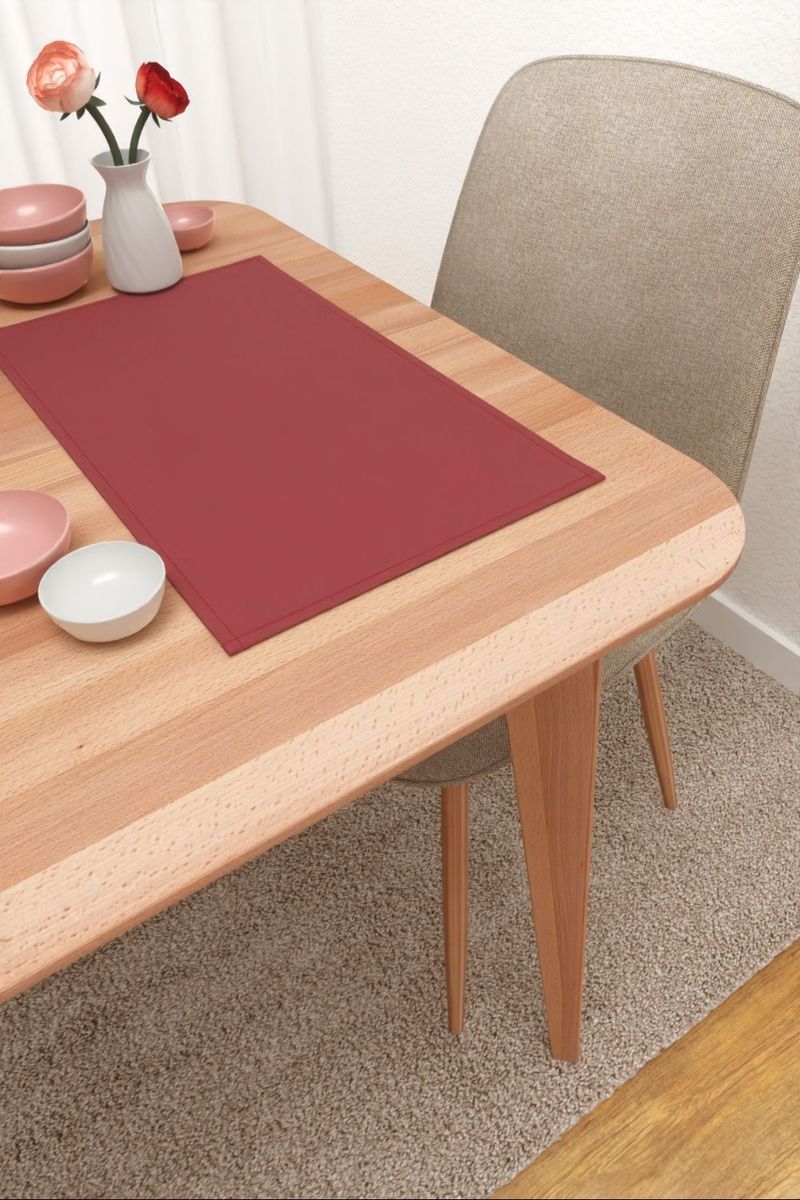 Platzdeckchen in Rot