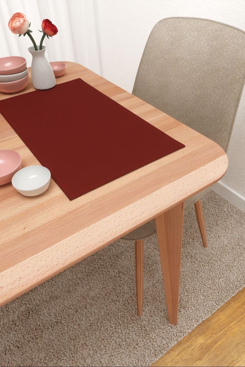 Platzdeckchen in Rot